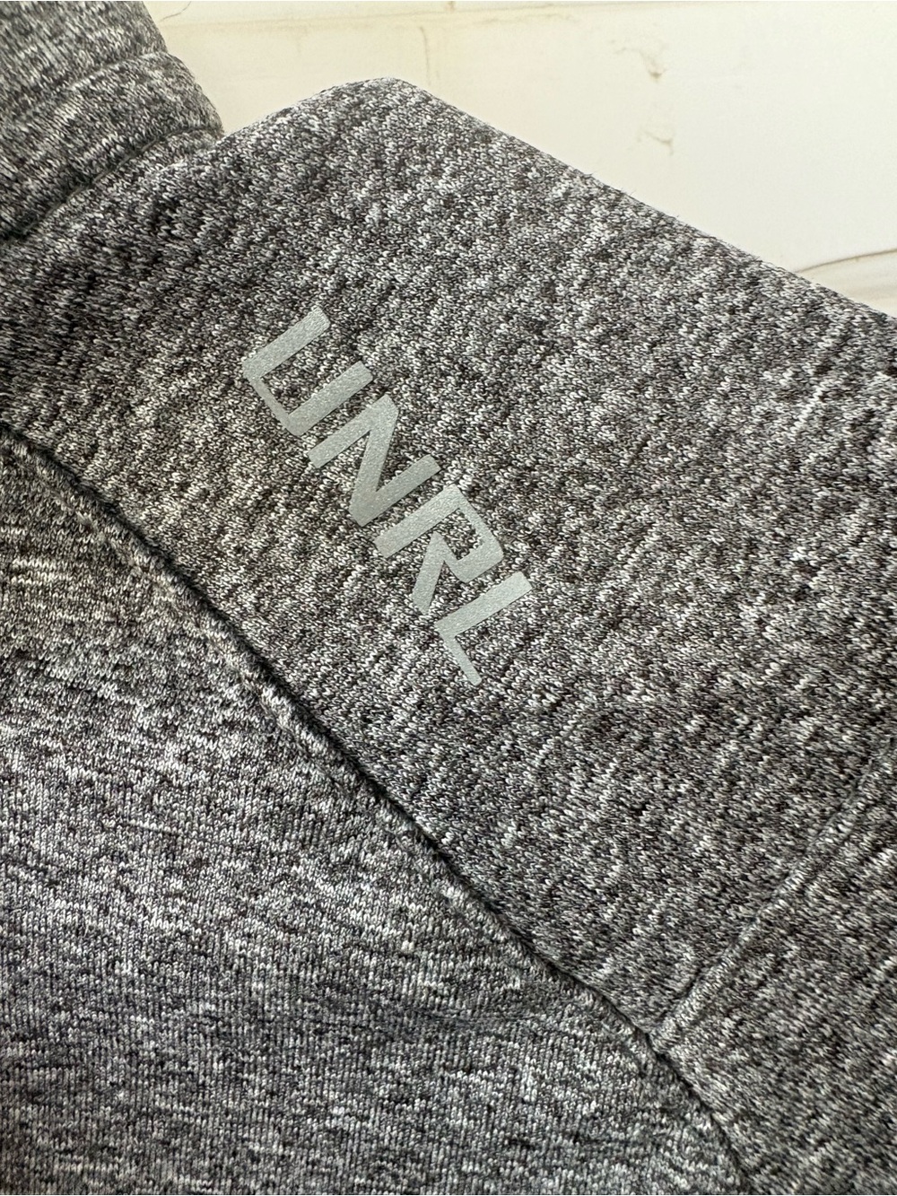 UNRL Men's Heather Gray Quarter-Zip Performance Pullover - Picture 4 of 8